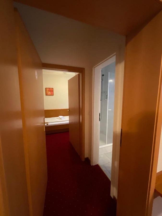 Gaststaette & Pension Waldschloesschen Оберхоф Экстерьер фото